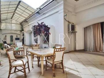 Casa Térrea à Venda ou para Alugar no Jardim Paulista com 1050 m² de terreno, 4 dormitórios sendo 2