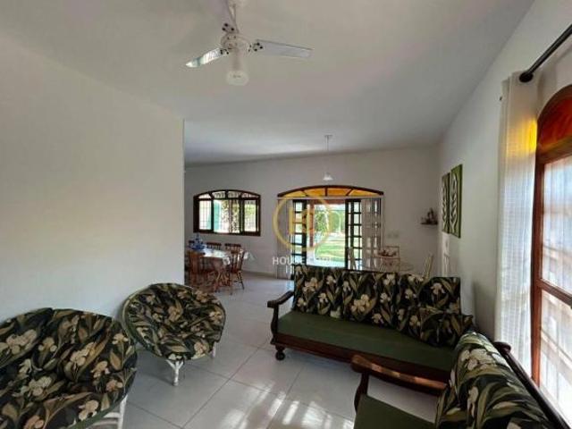 Casa térrea à venda com 897 m² de terreno, 6 dormitórios 5 suítes, piscina e área de lazer complet