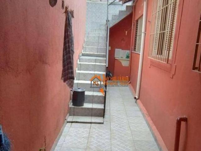 Casa térrea a venda com 125m² de terreno no Av. Barber Greene Jardim Santa Clara