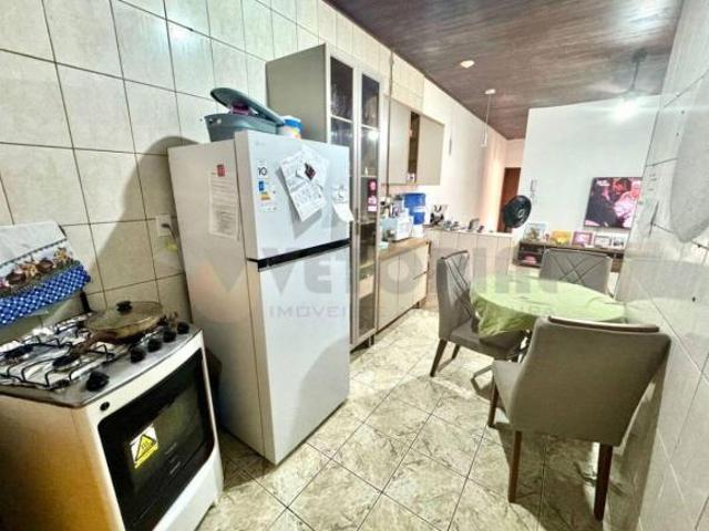 Casa térrea à venda com 3 dormitórios no Jardim Gaivotas em Caraguatatuba SP