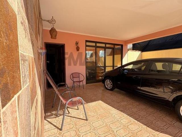 Casa térrea à venda com 3 quartos, sendo 1 suíte na Ribeirânia