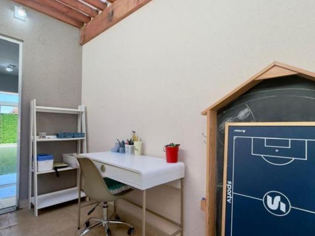 Casa Térrea à venda com dormitórios e 140m² de terreno em condomínio fechado na cidade de Sumaré