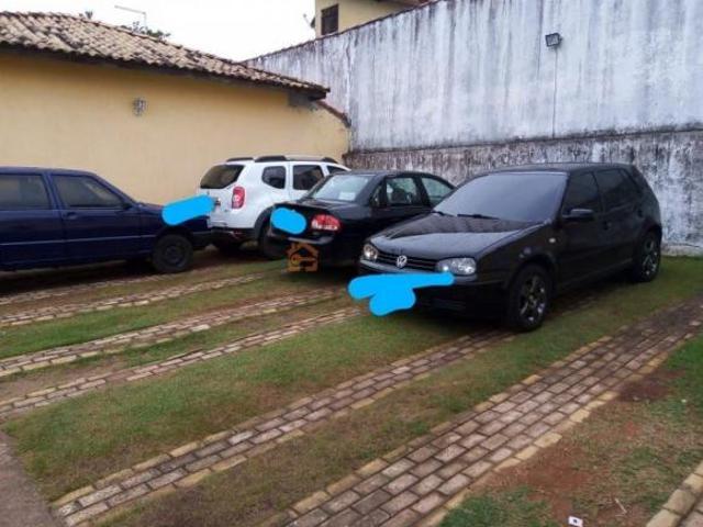Casa térrea à venda em condomínio