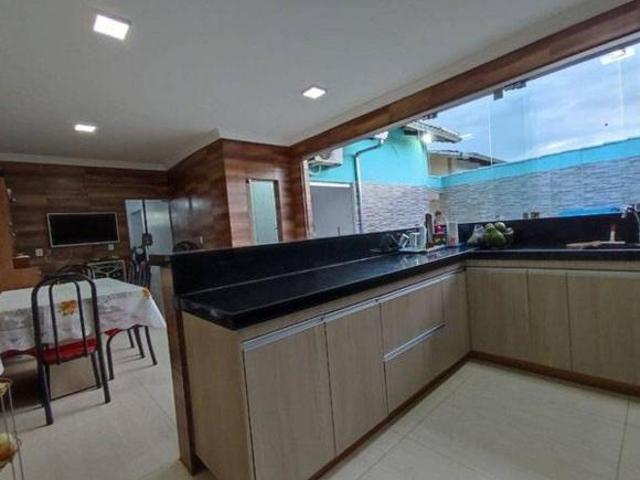 Casa térrea à venda em Registro I 3 Quartos I 1 Suíte I 2 Vagas I Piscina I Quintal I Área de Lazer