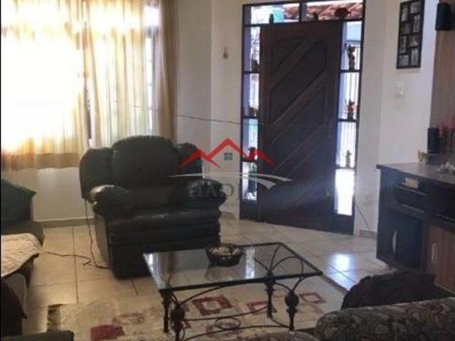 CASA TERREA A VENDA PARQUE CIDADE JARDIM JUNDIAÍ