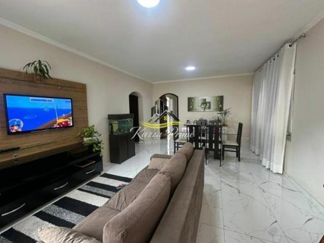 Casa Térrea a venda Veleiros 3 dormitórios 1 suíte 3 vagas com churrasqueia e deposito