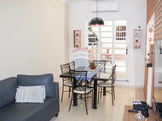 Casa Térrea à venda 214m² – 03 dormitórios Vila Santana, Sorocaba – R$ 580.000