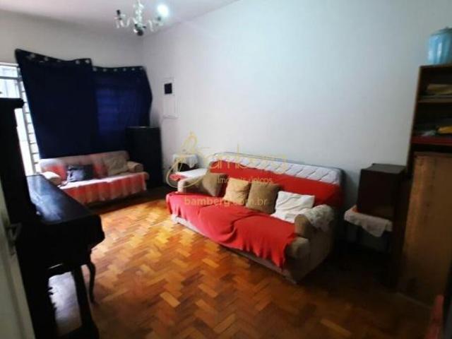 CASA TÉRREA À VENDA | 2 DORMITÓRIOS | 197m² TERRENO | VAGA | ÓTIMO POTENCIAL