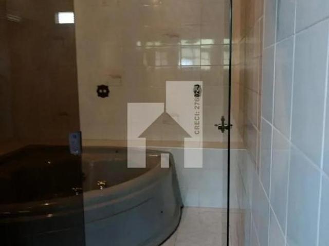 Casa terréa à venda com 3 dormitórios, 335m² totais, 4 vagas de garagem Jardim Caçula, Jundiaí, S