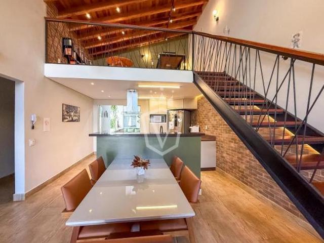 Casa térrea à venda, 3 suítes, Vila Viotto Jundiaí/SP