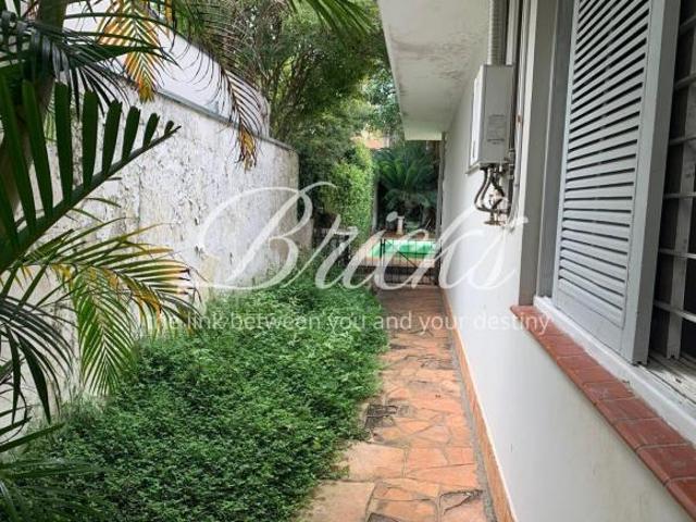CASA TÉRREA À VENDA 3 QUARTOS PISCINA 500M² DE TERRENO BROOKLIN