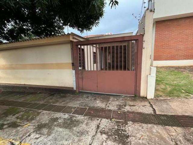 Casa Térrea à venda, 4 quartos, 1 suíte, 1 vaga, Jardim dos Estados Campo Grande/MS