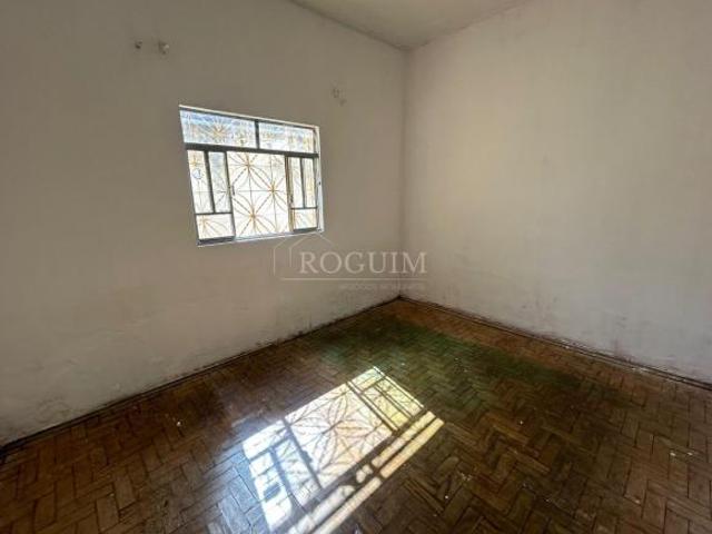 Casa térrea à venda 80m, com 3 Vagas doc OK São Dimas em Andrelândia MG