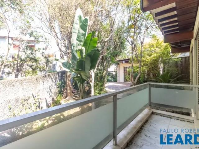 Casa térrea bosque da saúde sp