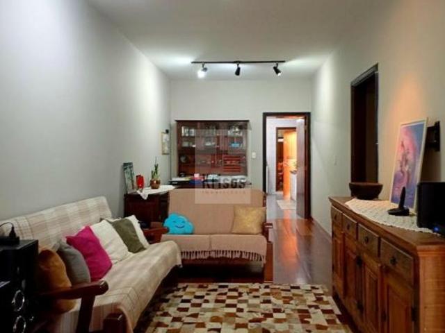Casa térrea Butantâ 4 dormitórios e 2 suítes com churrasqueira