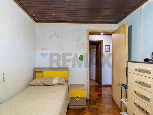 Casa Térrea c/ 312m² de Terreno no Bacacheri – Ideal para House Flipping