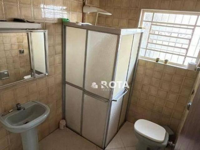 casa térrea com 3 quartos + edícula completa com o 4º quarto + área gourmet + home theatre
