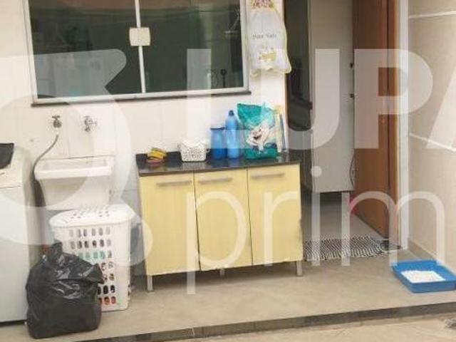 Casa Térrea com 3 dormitórios sendo 1 suíte à venda no Imirim