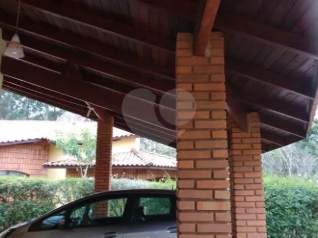 Casa térrea com 3 quartos à venda em Centro SP