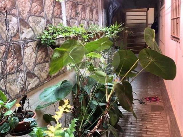 Casa térrea com 3 quartos à venda em Cidade domitila SP