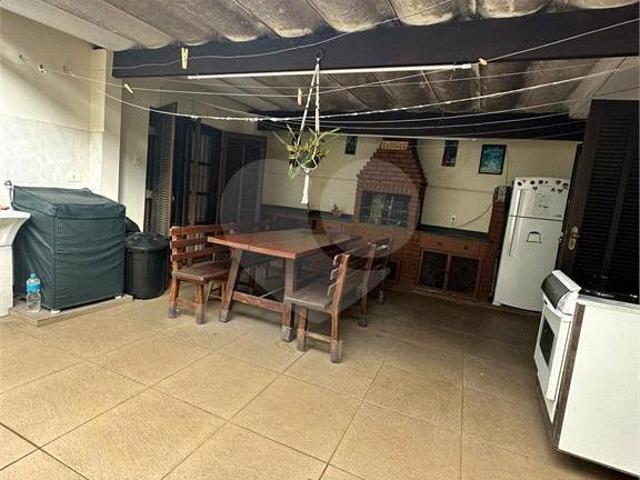 Casa térrea com 3 quartos à venda em Jardim dos lagos SP