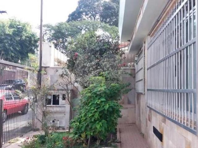 Casa térrea com 3 quartos à venda em Parque jabaquara SP