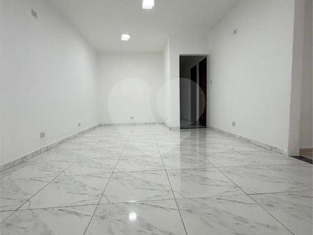 Casa térrea com 3 quartos à venda em Vila cordeiro SP