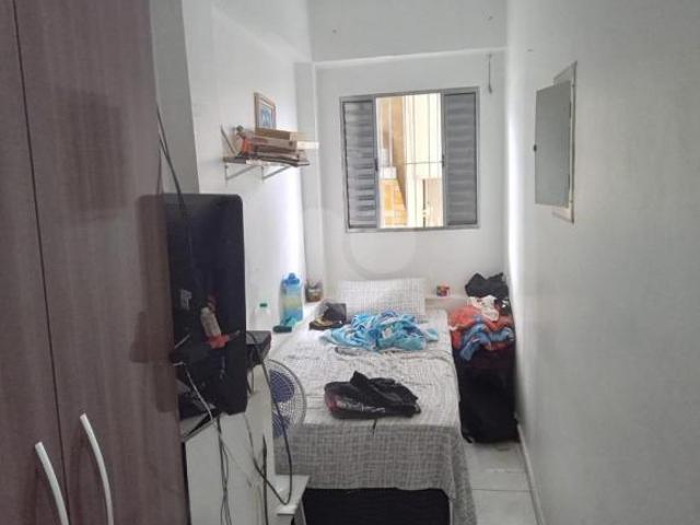 Casa térrea com 3 quartos à venda em Vila guedes SP