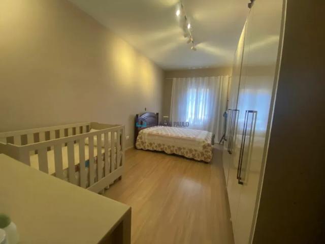 Casa térrea com 3 quartos e 2 vagas no Jardim da Saúde
