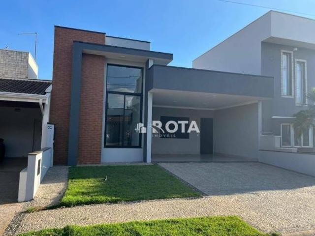 casa térrea com 3 suítes + escritório + piscina