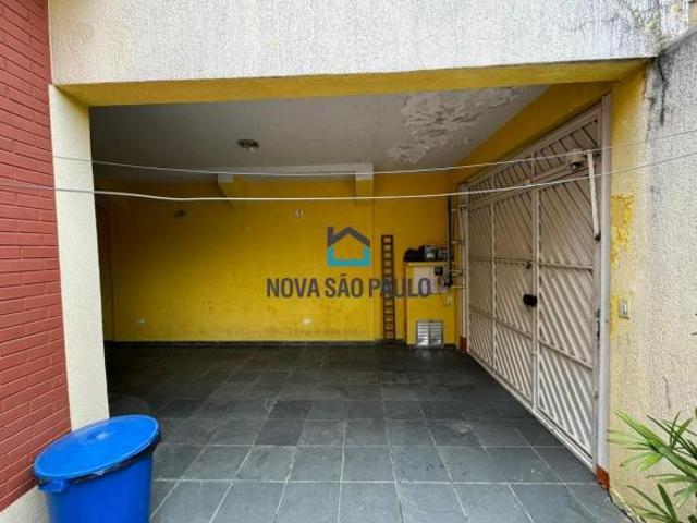 Casa térrea com 05 quartos na região do Jardim Miriam