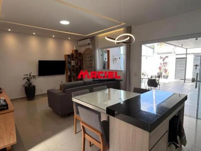 Casa térrea com 175 m² de terreno e 139 m² construída, planejados e área de lazer completa Vila Bran