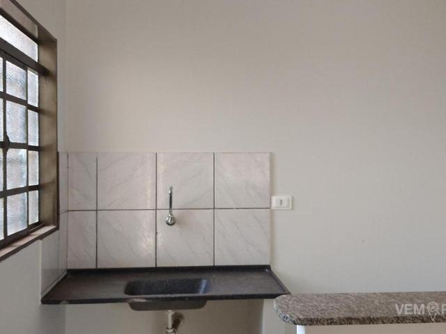 Casa Térrea com 1 Quarto para Alugar por R$ 800/mês