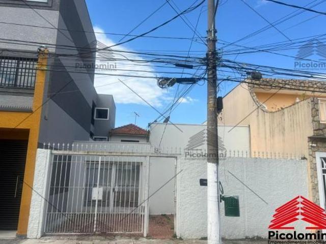 Casa térrea com 200 metros de terreno 8,00 X 25,00 próximo á Avenida Salim Maluf