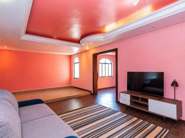 CASA TÉRREA COM 223m² À VENDA NO JARDIM DAS AMÉRICAS CURITIBA/PR
