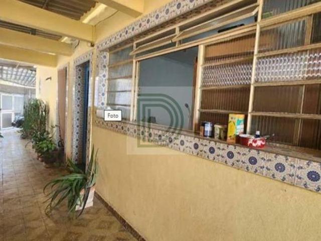 Casa térrea com 250 m² de terreno, próximo a USP