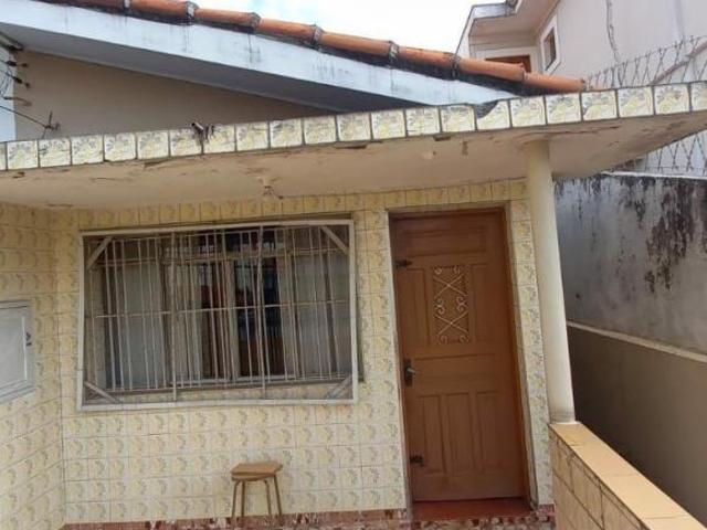 Casa Térrea com 2 dormitórios e 2 vagas de garagem