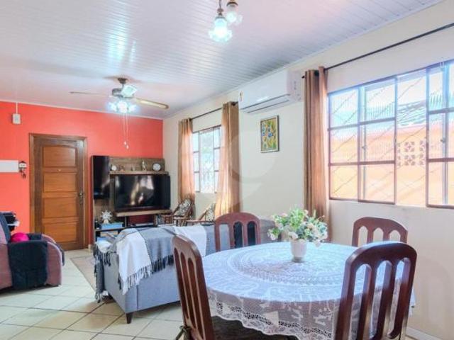 Casa térrea com 2 quartos à venda em Camaquã RS