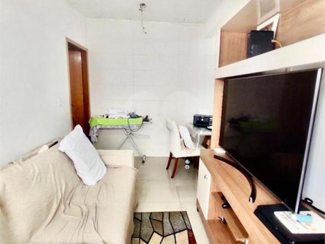 Casa térrea com 2 quartos à venda em Vila nova mazzei SP