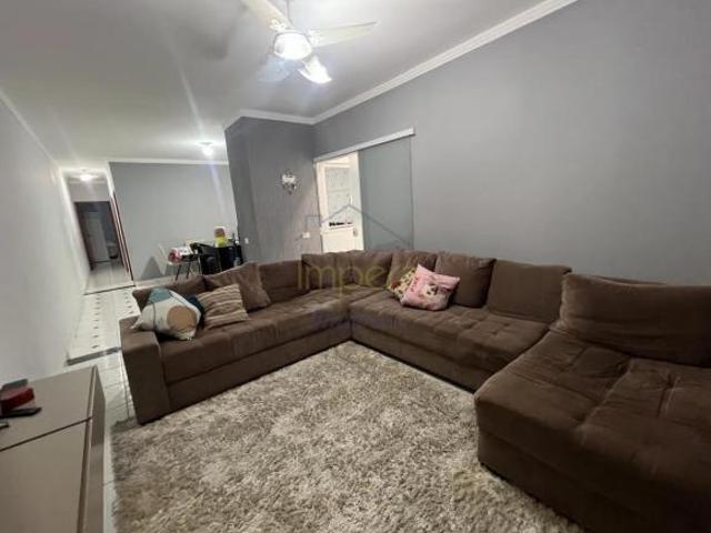 Casa térrea com 2 quartos, à venda no Jardim Santa Inês I, São José dos Campos/SP