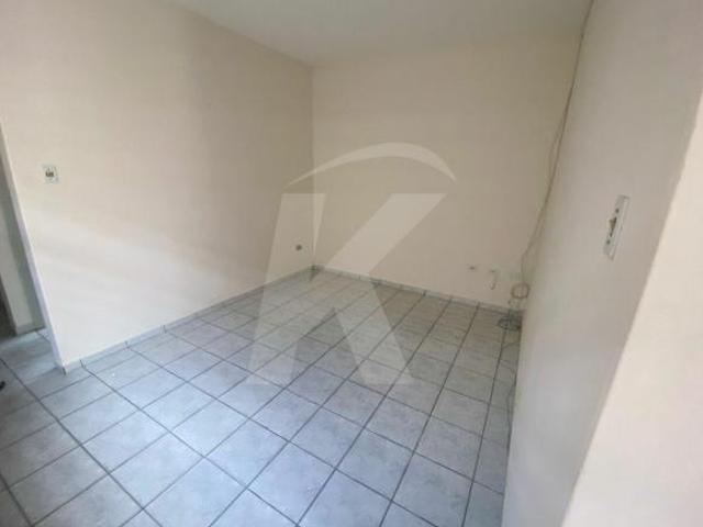 Casa terrea com 2 Quartos e 1 Vaga na Vila Mazzei