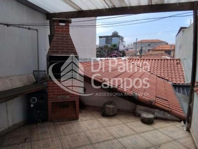 Casa térrea com 2 quartos e quintal à venda na Vila Brasilina