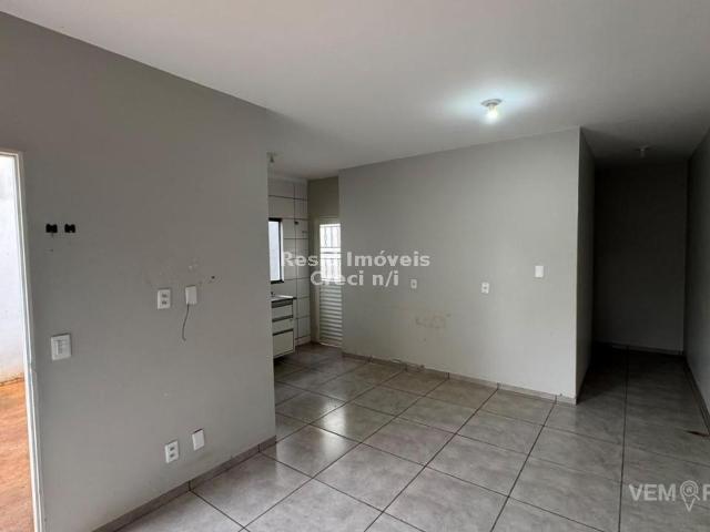 Casa Térrea com 2 Quartos para Alugar por R$ 1.500/mês