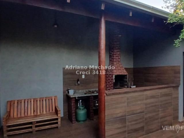 Casa Térrea com 2 Quartos para Alugar por R$ 1.800/mês