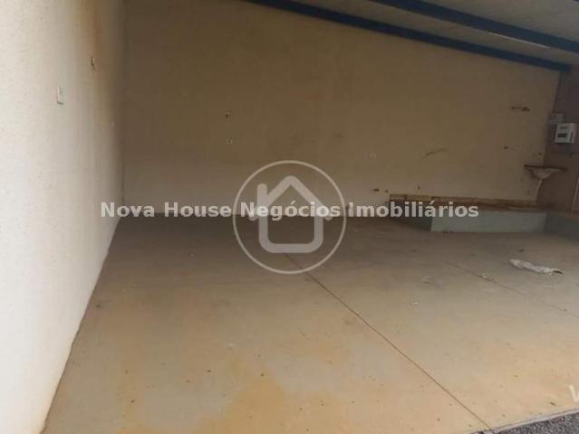 Casa Térrea com 2 Quartos para Alugar por R$ 3.500/mês