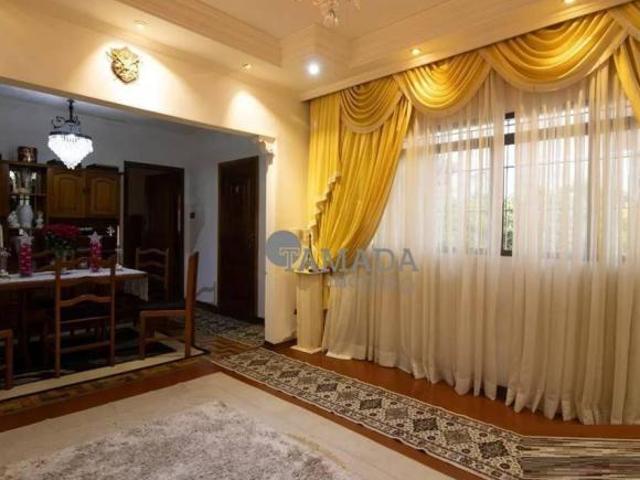 Casa térrea com 2 quartos sendo 1 suíte, 3 vagas à venda, 220 m² por R$ 1.740.000 Vila Granada S