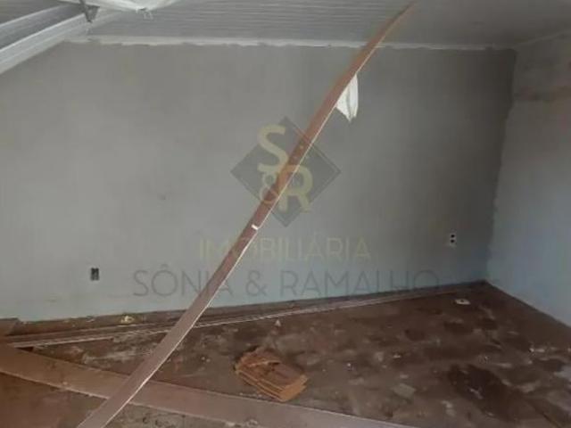 Casa térrea com 363 m² de área de terreno com 4 quartos e 1 suíte para venda na Vila Virginia Ribei