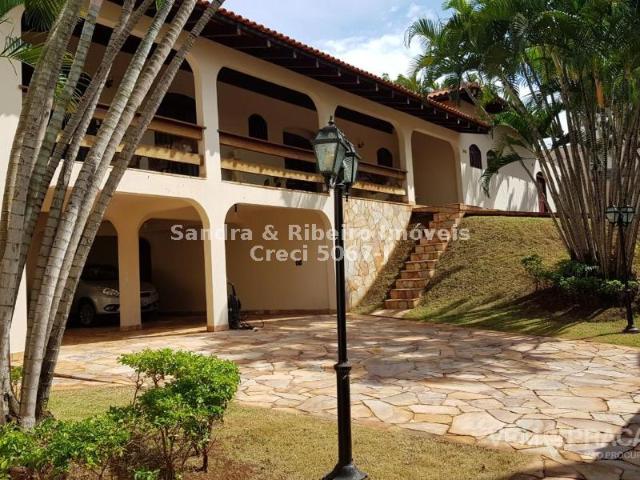 Casa Térrea com 4 Quartos para Alugar por R$ 12.000/mês