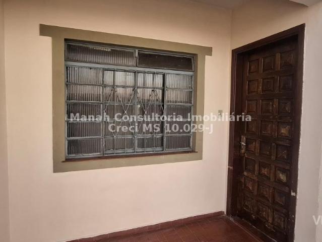 Casa Térrea com 4 Quartos para Alugar por R$ 1.300/mês