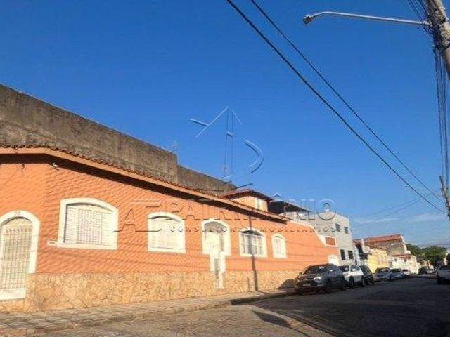 CASA TERREA COM 4 QUARTOS VILA SANTANA